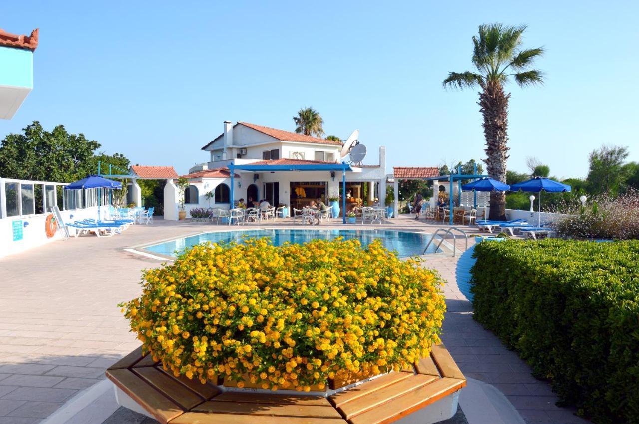 Muses Hotel Фалираки Экстерьер фото