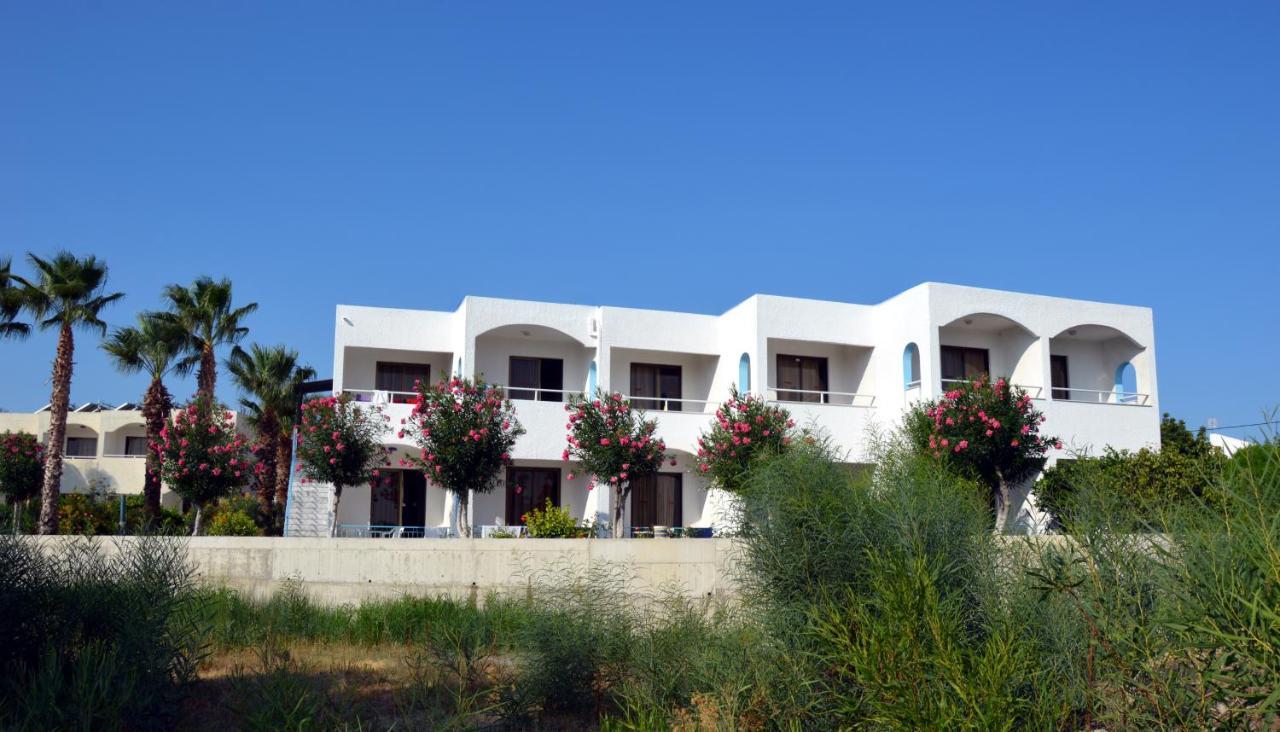 Muses Hotel Фалираки Экстерьер фото