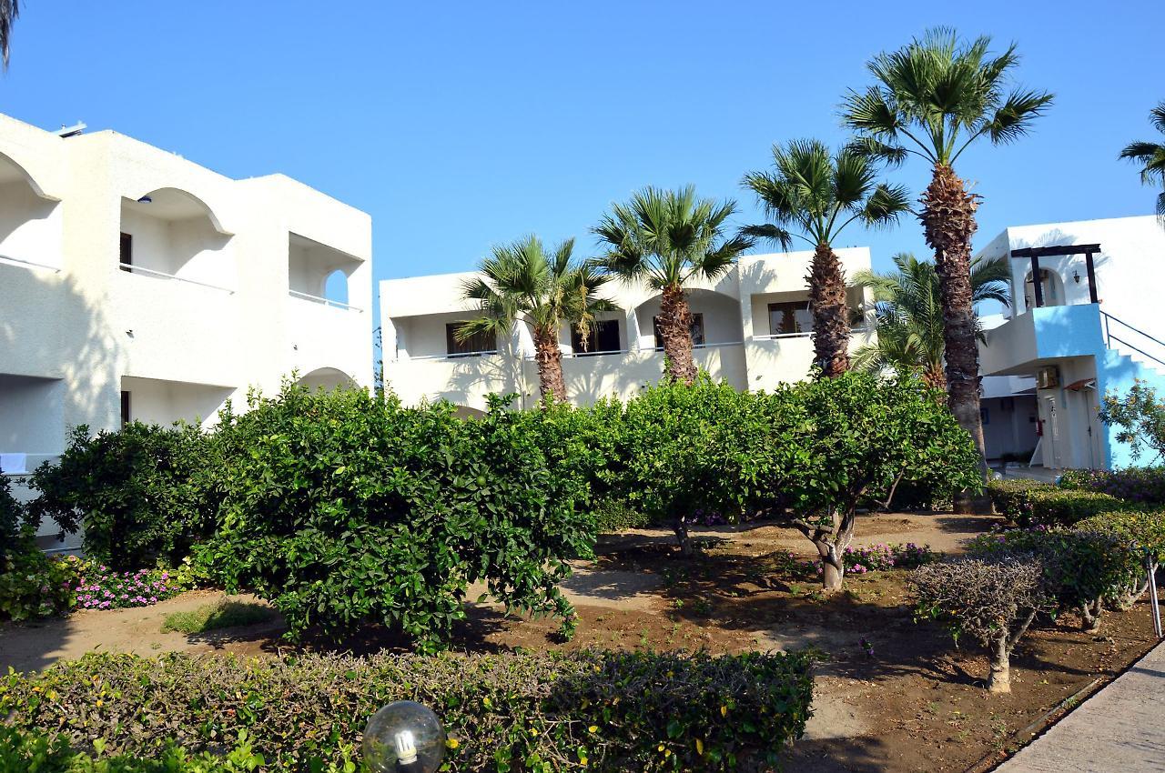 Muses Hotel Фалираки Экстерьер фото